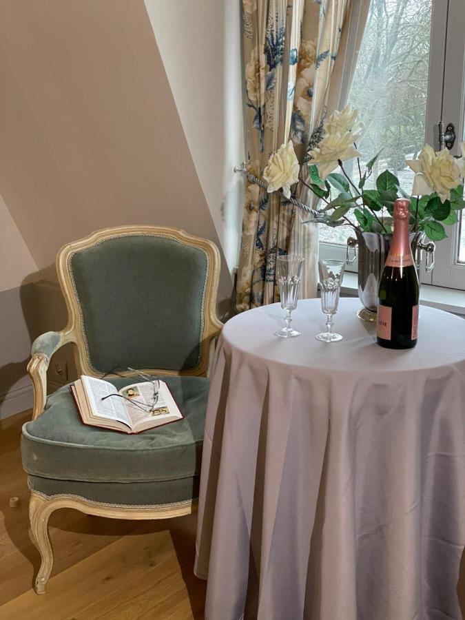 Domaine De L'Orangerie Du Chateau De Motteville Chambres D'Hotes Экстерьер фото
