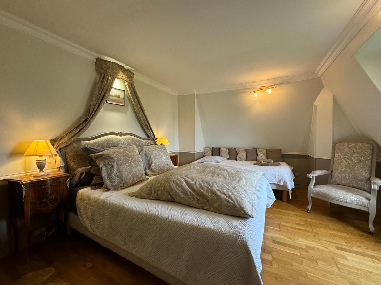 Domaine De L'Orangerie Du Chateau De Motteville Chambres D'Hotes Экстерьер фото
